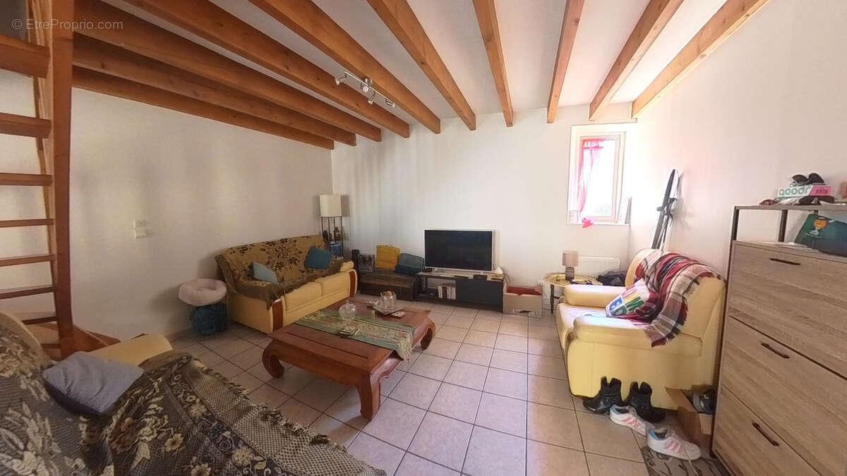 Appartement à BOURG-DE-PEAGE