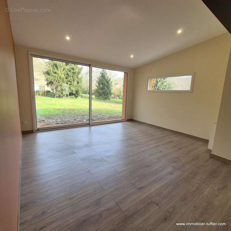 Maison familiale renovee - photo 4