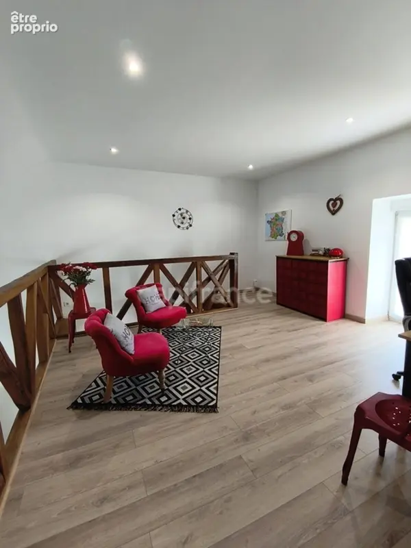  RARE À LA VENTE – Propriété d’exception avec piscine et fort potentiel  - photo 8
