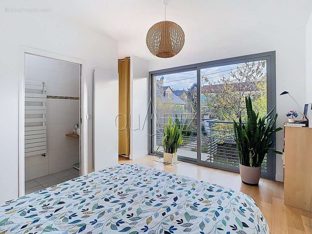 Maison à VERSAILLES