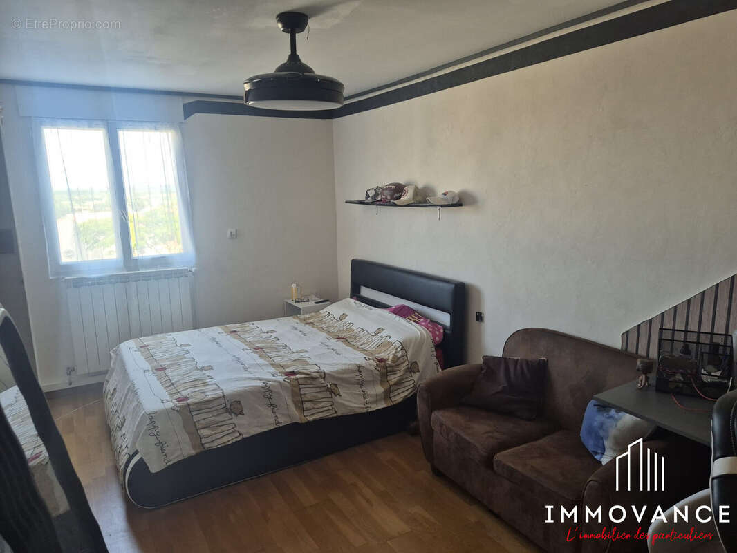 Maison 136 m² à Cournonsec  - photo 9