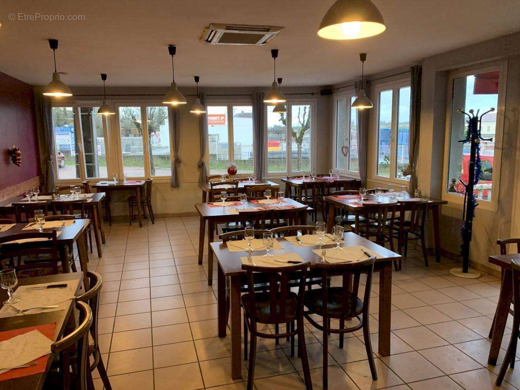 Commerce à CORBIGNY