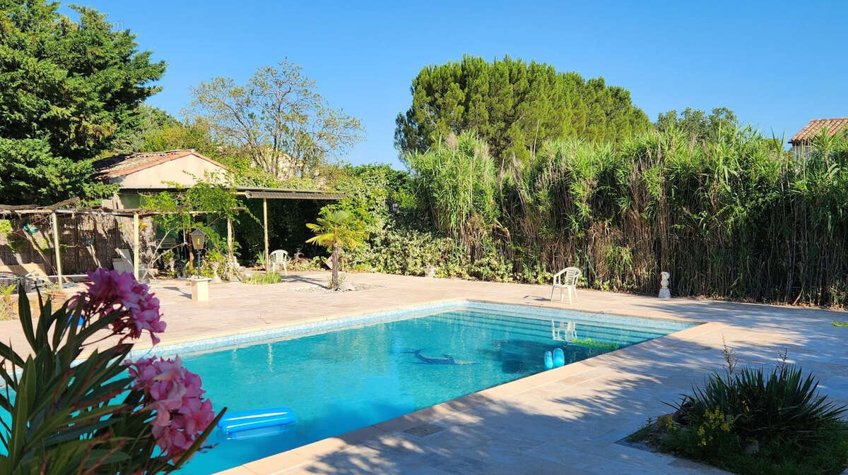 Maison 256 m2 - 5 chambres avec Piscine/ Pool house - BRIGNOLES - photo 20