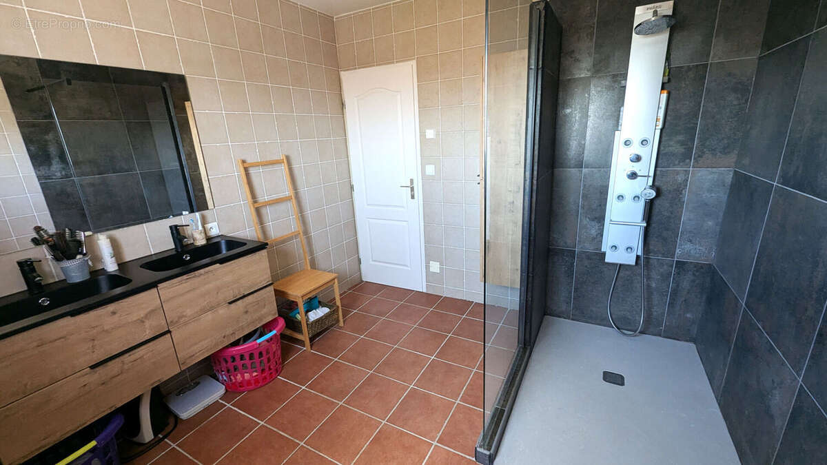 Maison à NEUVES-MAISONS