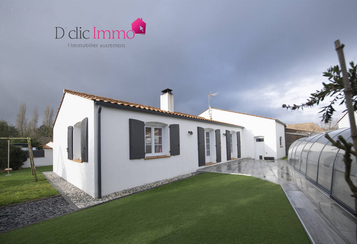 Maison à COMMEQUIERS