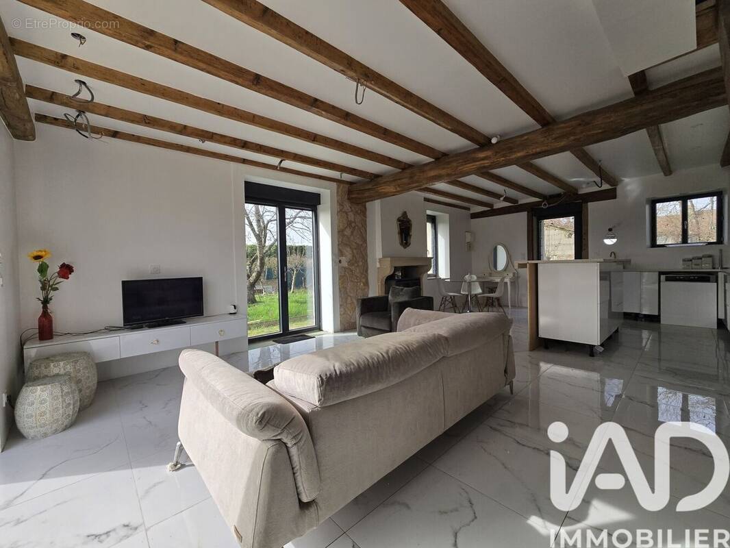 Photo 1 - Maison à ESBARRES
