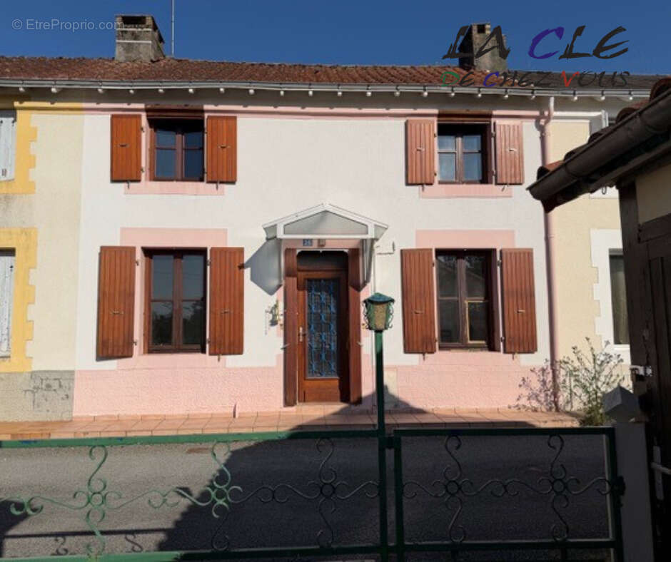 Maison à FAYMOREAU