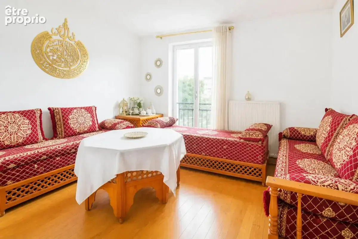 Maison de 4 pièces de 110 m² à Bezons - photo 1