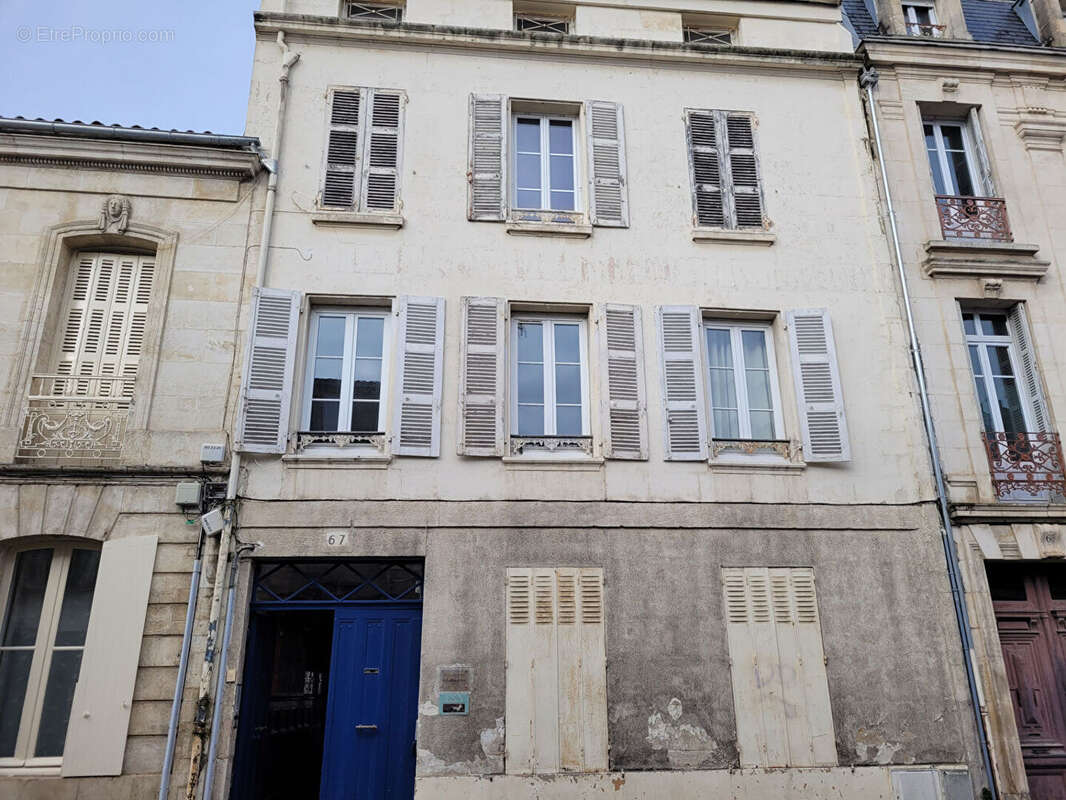 SOUS OFFRE - ROCHEFORT centre ville local professionnel de 32.14 m² - chauffage collectif - photo 7