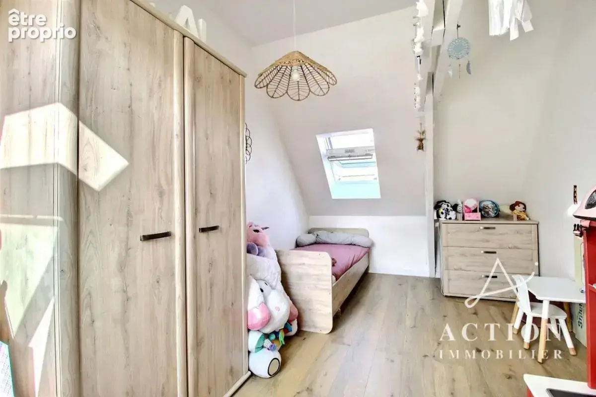 coup de coeur ancien corps de ferme de 110 m² habitables - 3 chambres - 2 SDB - Jardin et terrasse -  Grand garage - 5 stationne - photo 10