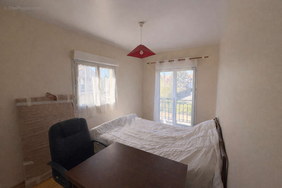 Appartement à LAMORLAYE