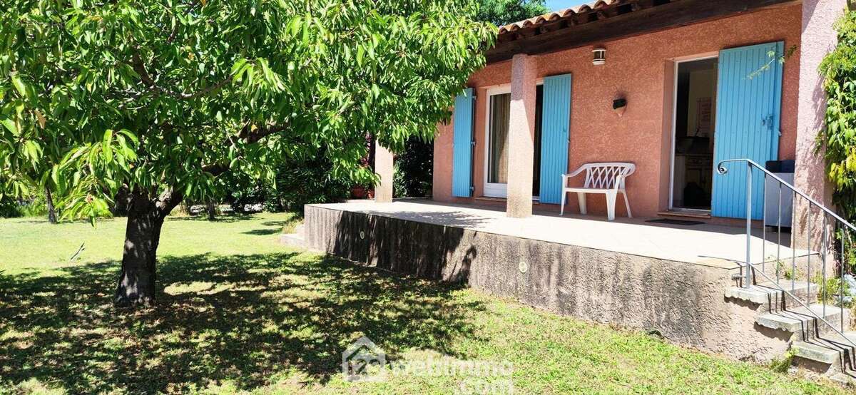 Maison à FONTVIEILLE