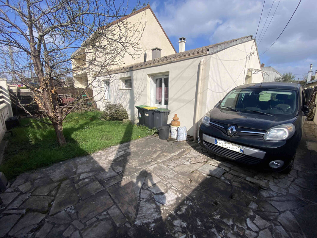 Maison à ATHIS-MONS
