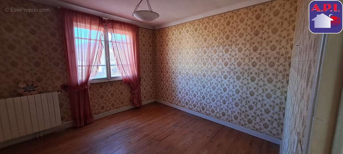 Maison à LA BASTIDE-SUR-L'HERS