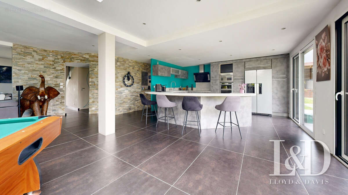 Maison à SAINT-MARTIN-DE-NIGELLES