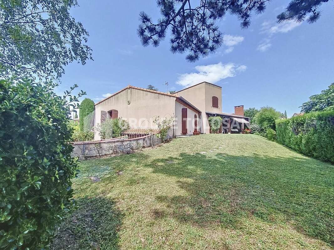 Maison à SAINT-ORENS-DE-GAMEVILLE