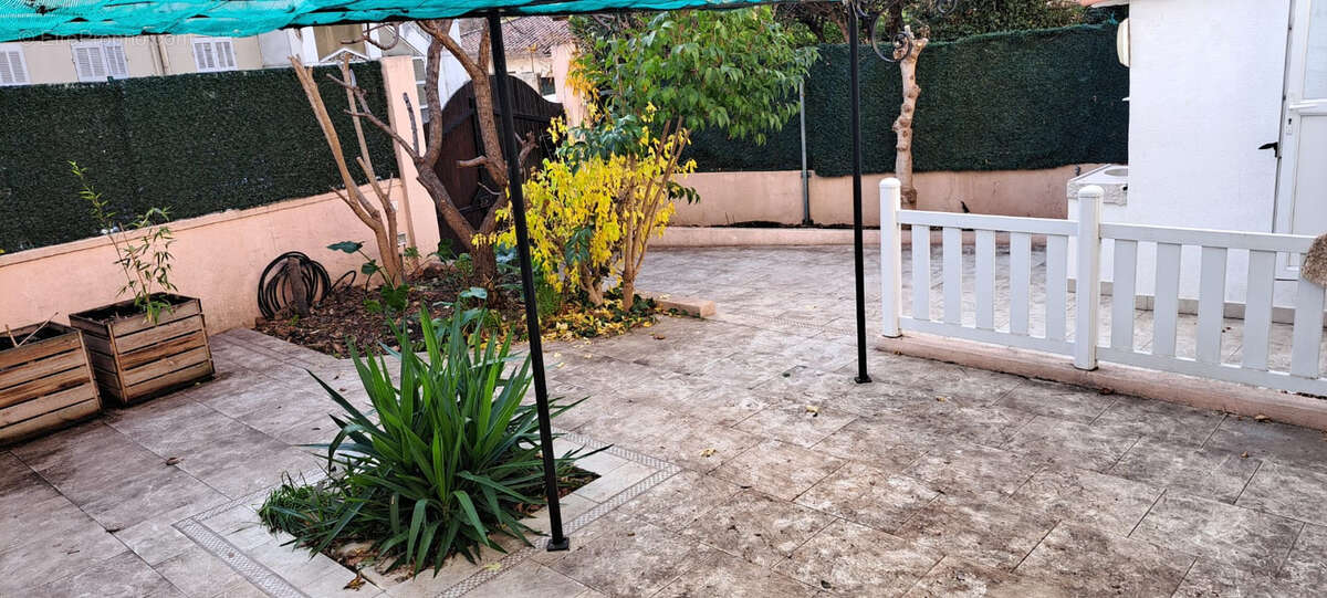 Appartement à MARSEILLE-13E