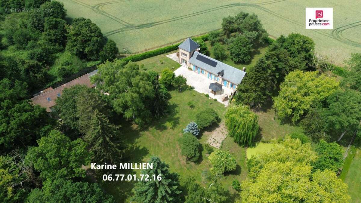 Maison à DAMPIERRE-SUR-AVRE