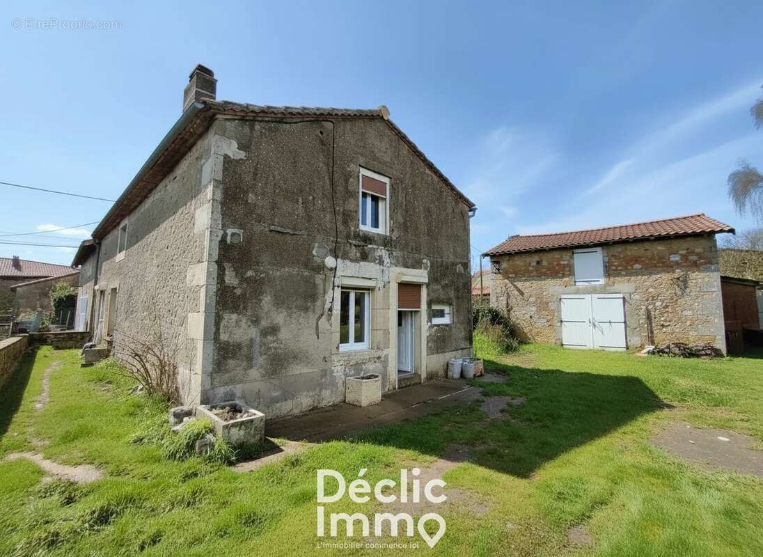 Maison à LA ROCHEFOUCAULD