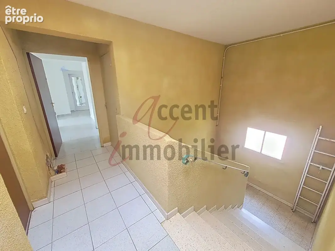 Chateaurenard : Appartement avec 2 chambres, balcon - photo 16