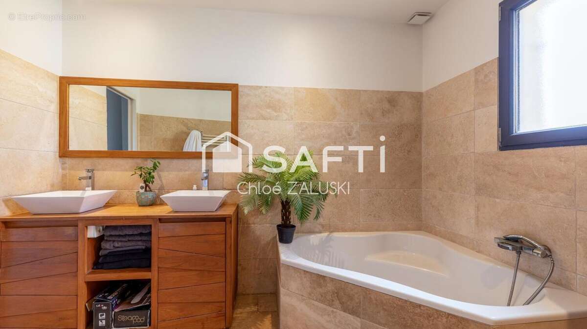 Photo 9 - Maison à PUGET-SUR-ARGENS