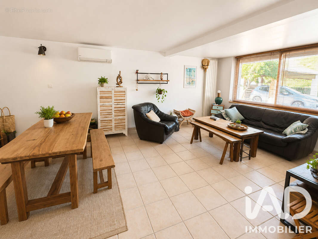 Maison 173 m² à La Garde  - photo 7
