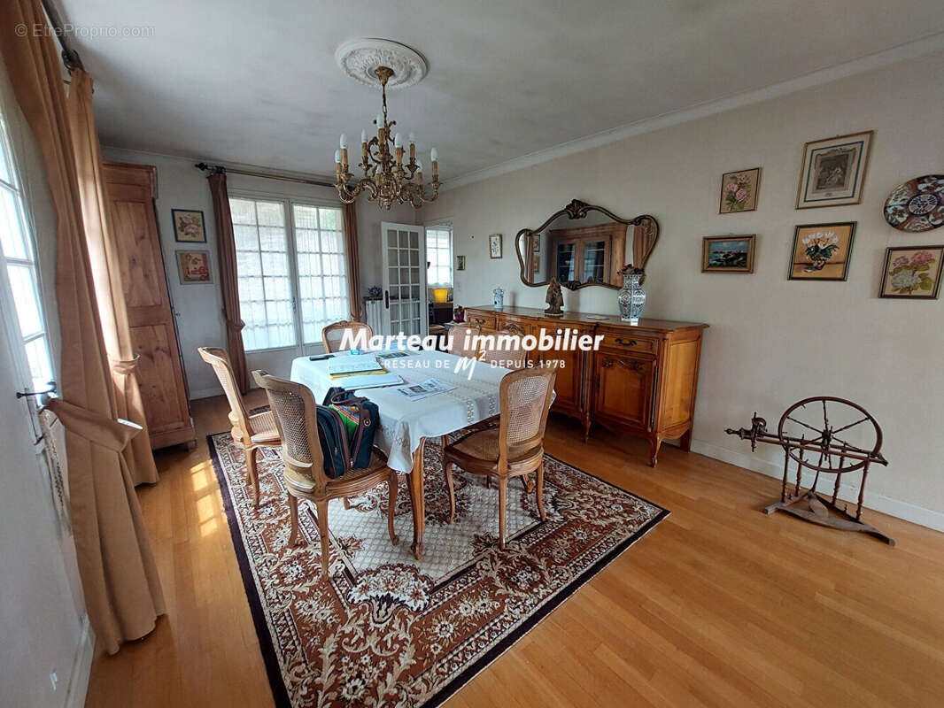 Maison à SAINT-CALAIS