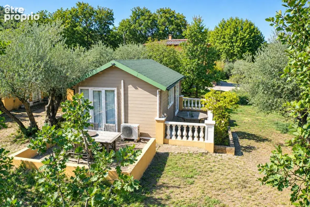 En EXCLUSIVITÉ sur GONFARON - Maison provençale de 152m² sur plus de 2000 m² Calme et cadre naturel privilégié - photo 2