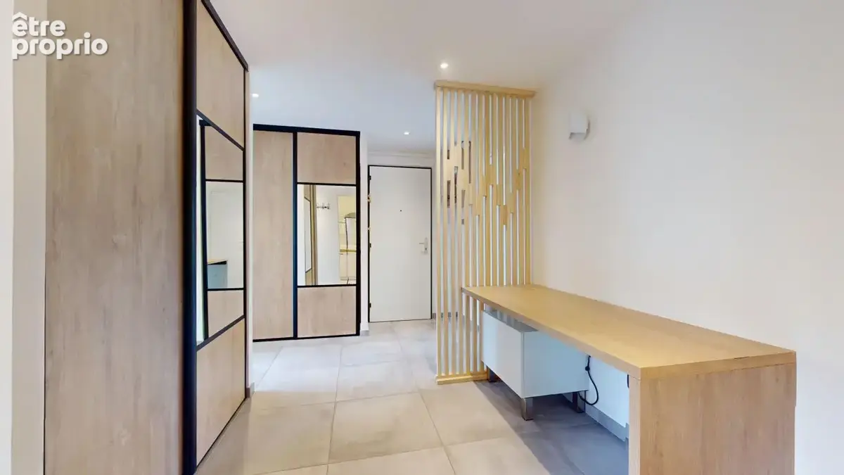 Bel appartement traversant rénové – lumineux – balcon – possibilité 3 chambres - photo 8