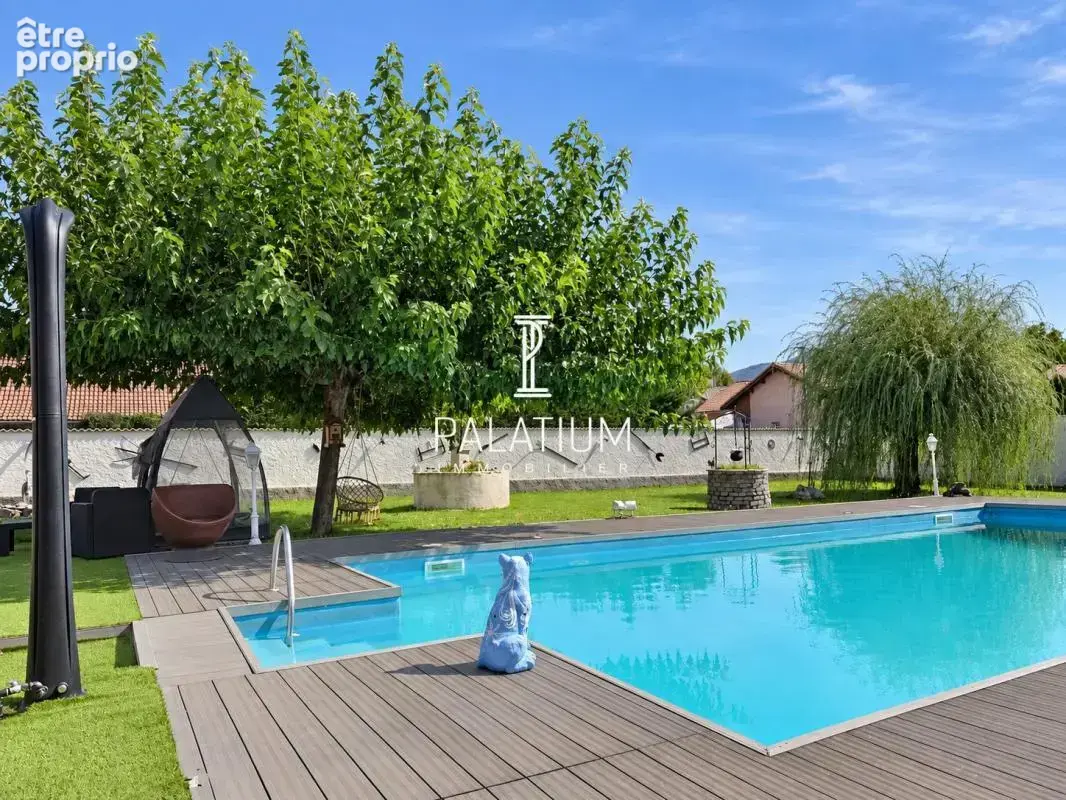 Espace et piscine : la maison de famille idéale - photo 6