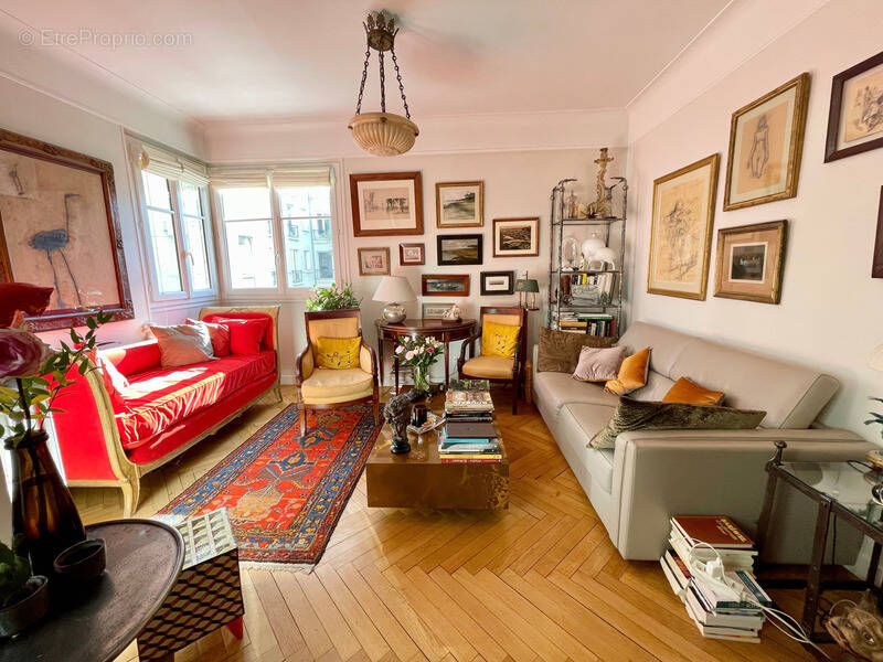 Appartement à BOULOGNE-BILLANCOURT