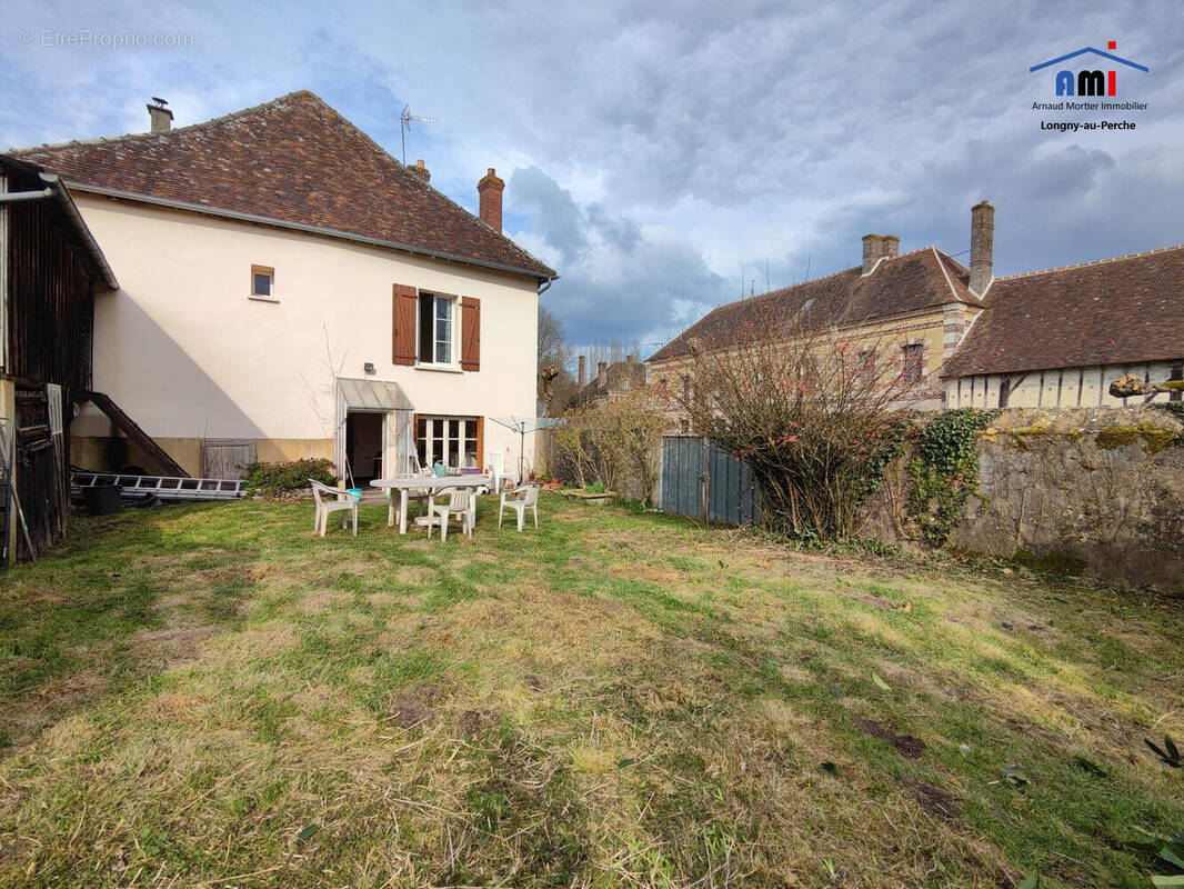 Maison à LONGNY-AU-PERCHE