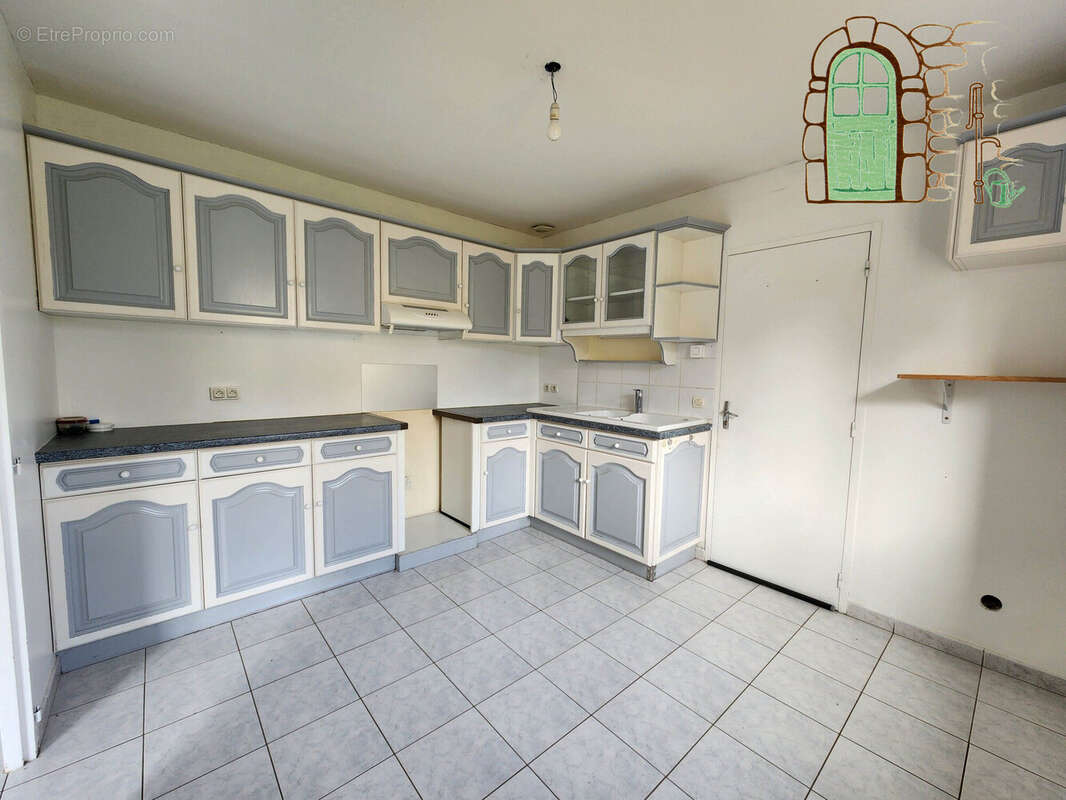 Maison 87 m² à Cormenon  - photo 4
