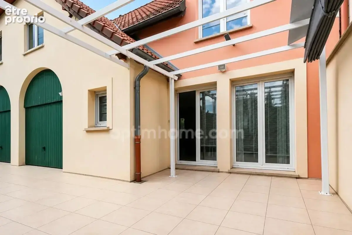 Yutz - maison mitoyenne 5 pieces avec 3 chambres, terrasse, jardin et garage ! - photo 9