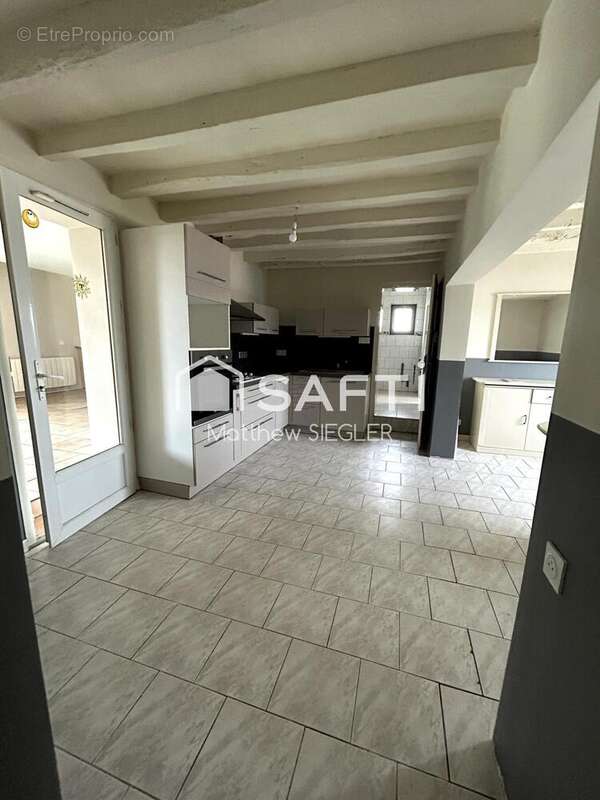 Photo 4 - Maison à LONGUE-JUMELLES
