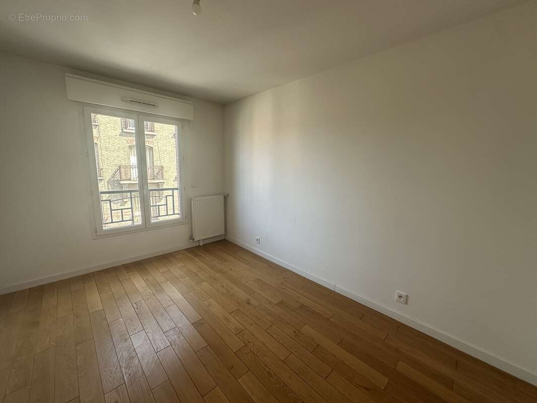 Appartement à SARTROUVILLE