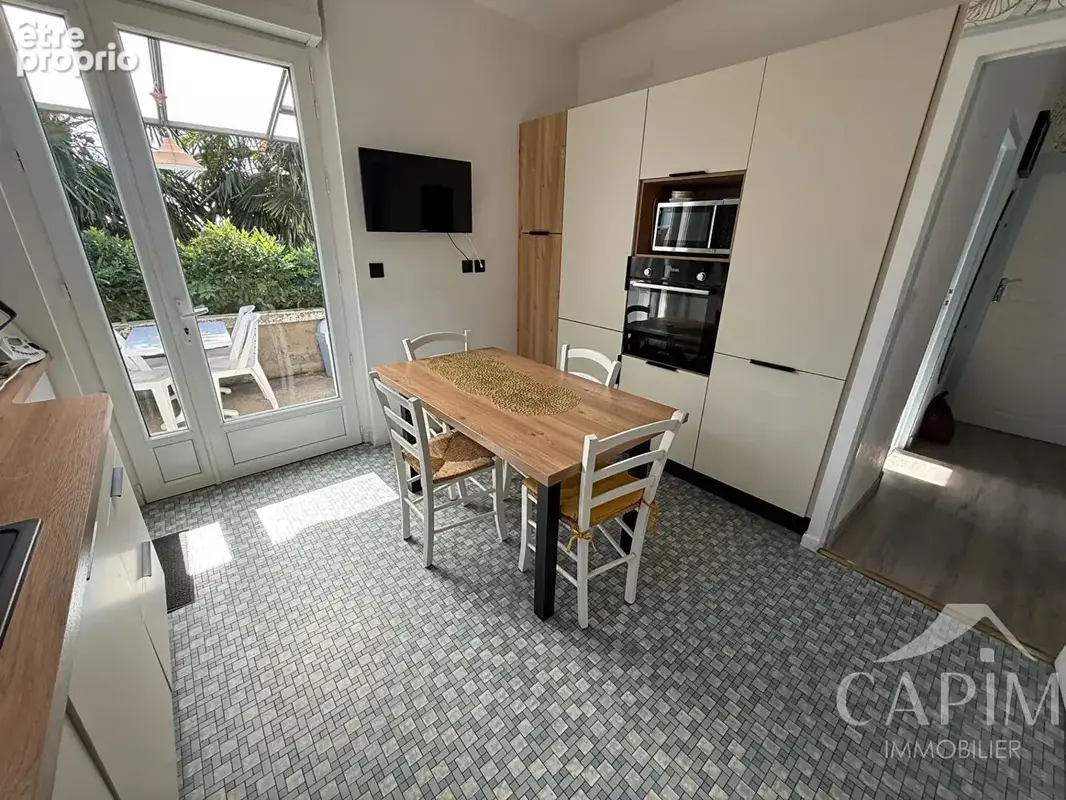 Maison de ville - logement 75m² hab+ 84m² aménageable-beau potentiel pour habitation ou investissement ! - photo 5