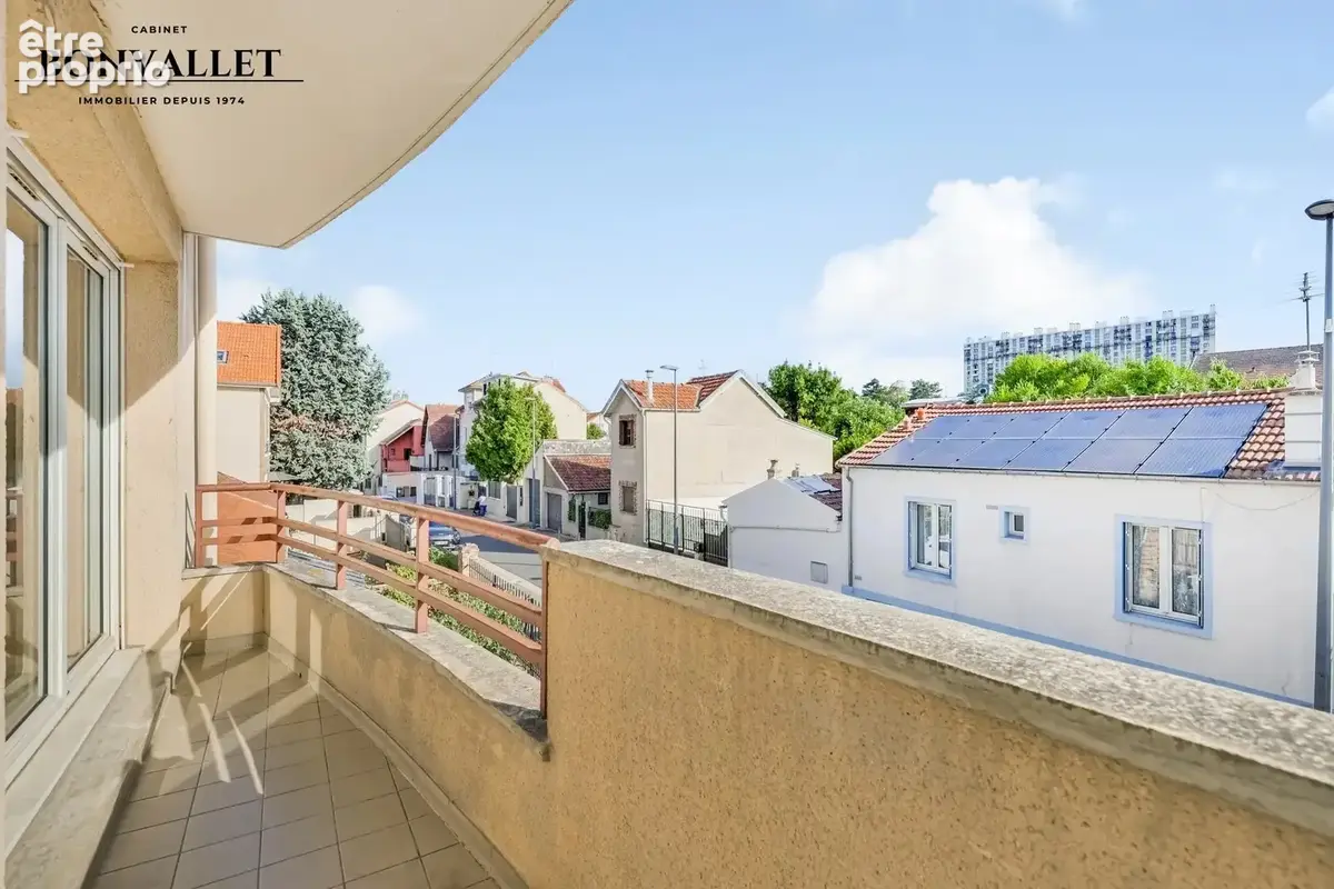 Châtillon - 2 pieces avec grand balcon - photo 3