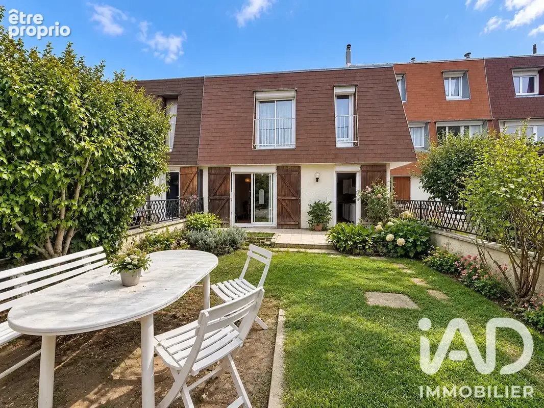 Photo 1 - Maison à LA QUEUE-EN-BRIE