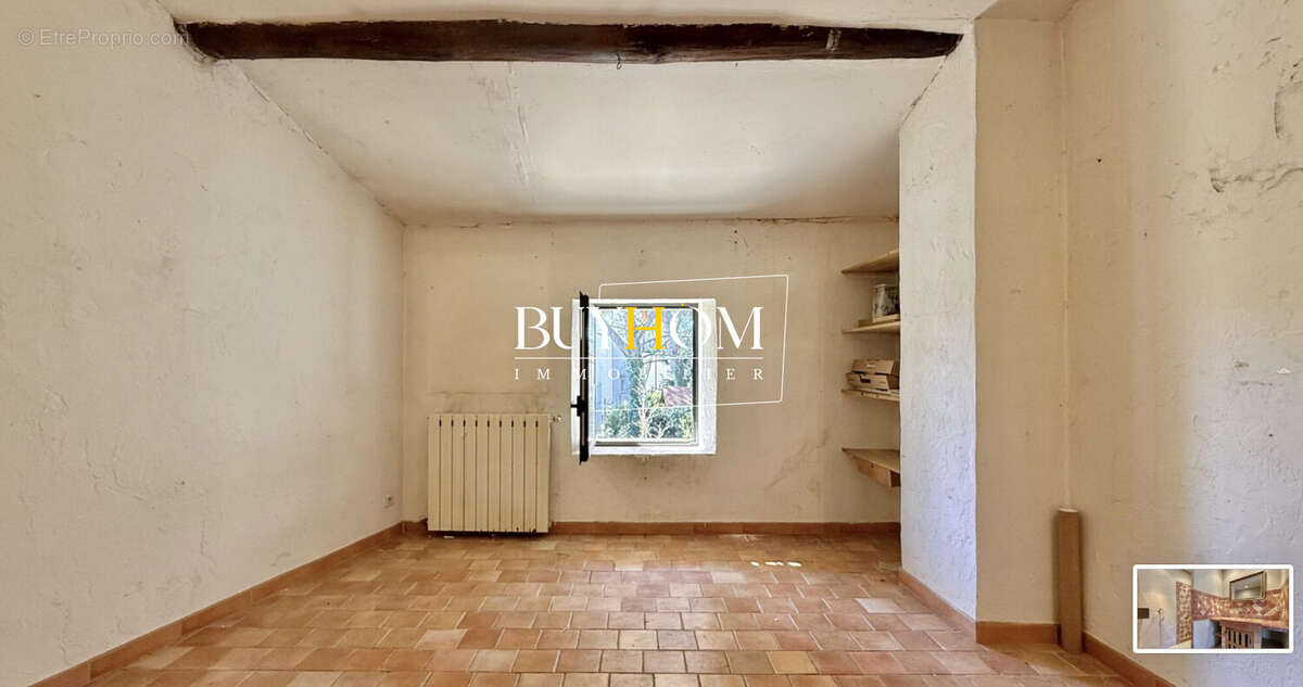 Maison à L'ISLE-SUR-LA-SORGUE