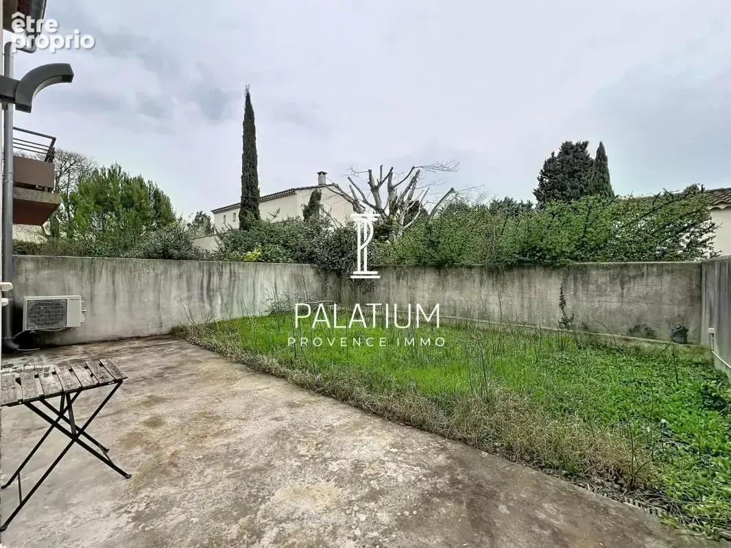 Appartement T2 entièrement rénové de 34 m² – L'Isle-sur-la-Sorgue, projet atypique - photo 7
