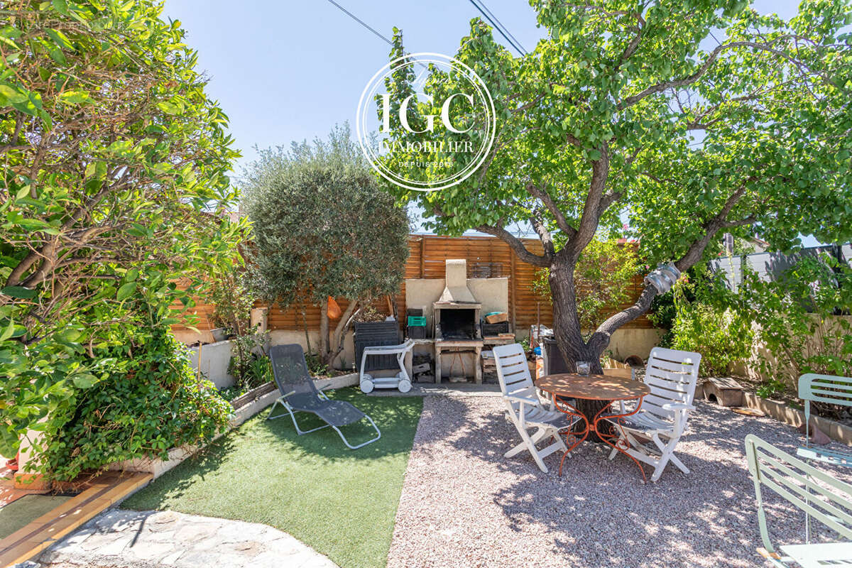 Appartement marseille 13015 - type 3-4 - 79 m² - jardin 180 m² - photo 12