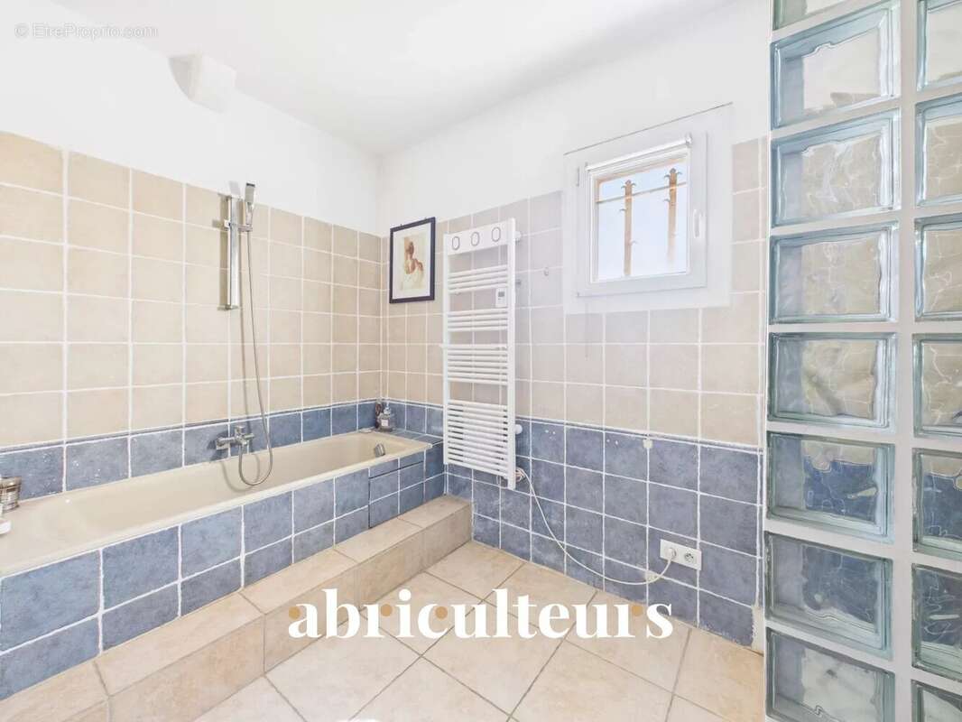 Maison à BOUC-BEL-AIR