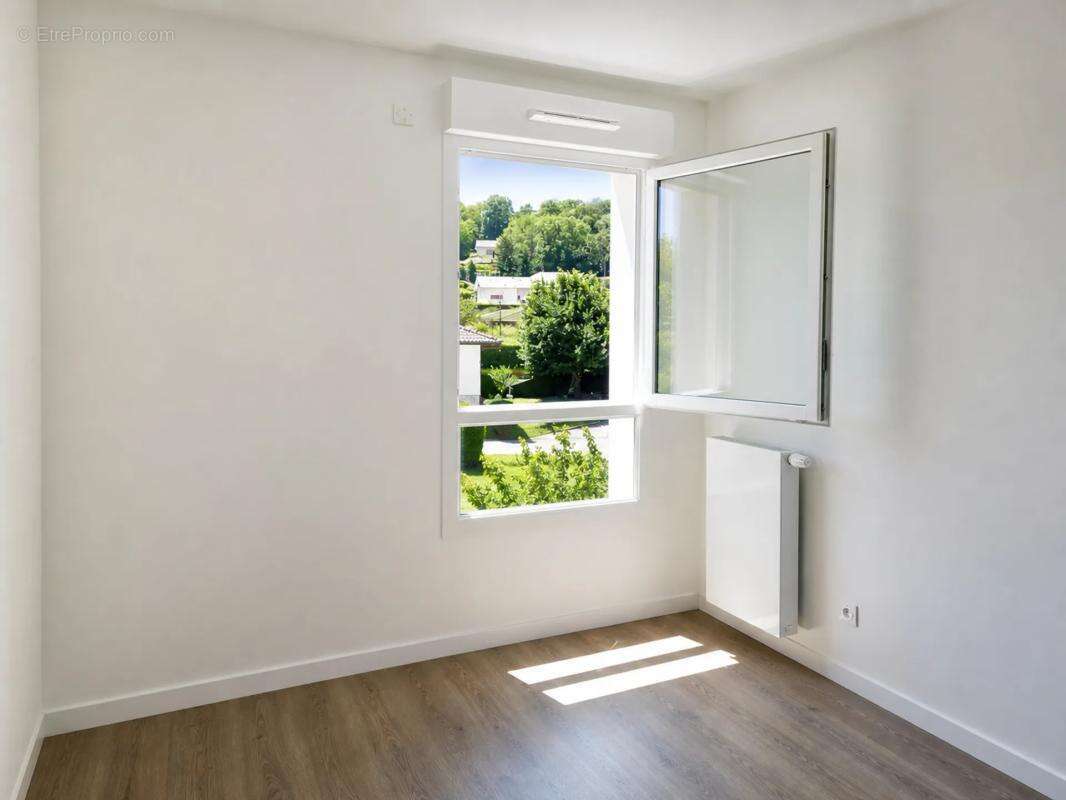 Vétraz-Monthoux – T3 récent avec balcon et double garage - photo 10