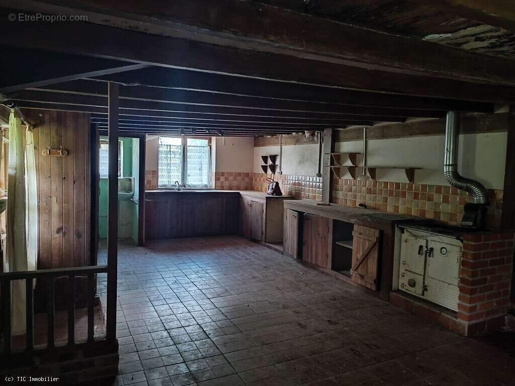 Beau Projet de Rénovation dans un Beau Hameau de Nanteuil-en-Vallée - photo 5