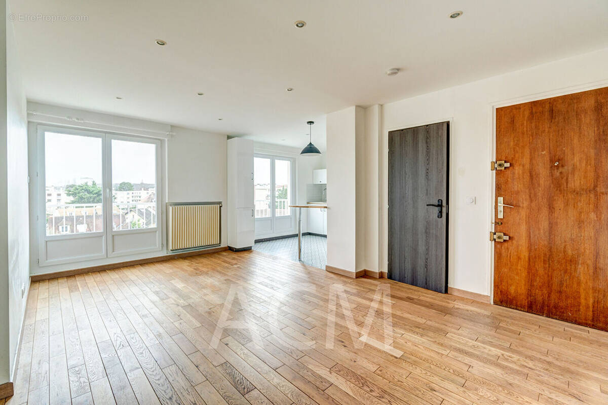 Appartement à MAISONS-LAFFITTE