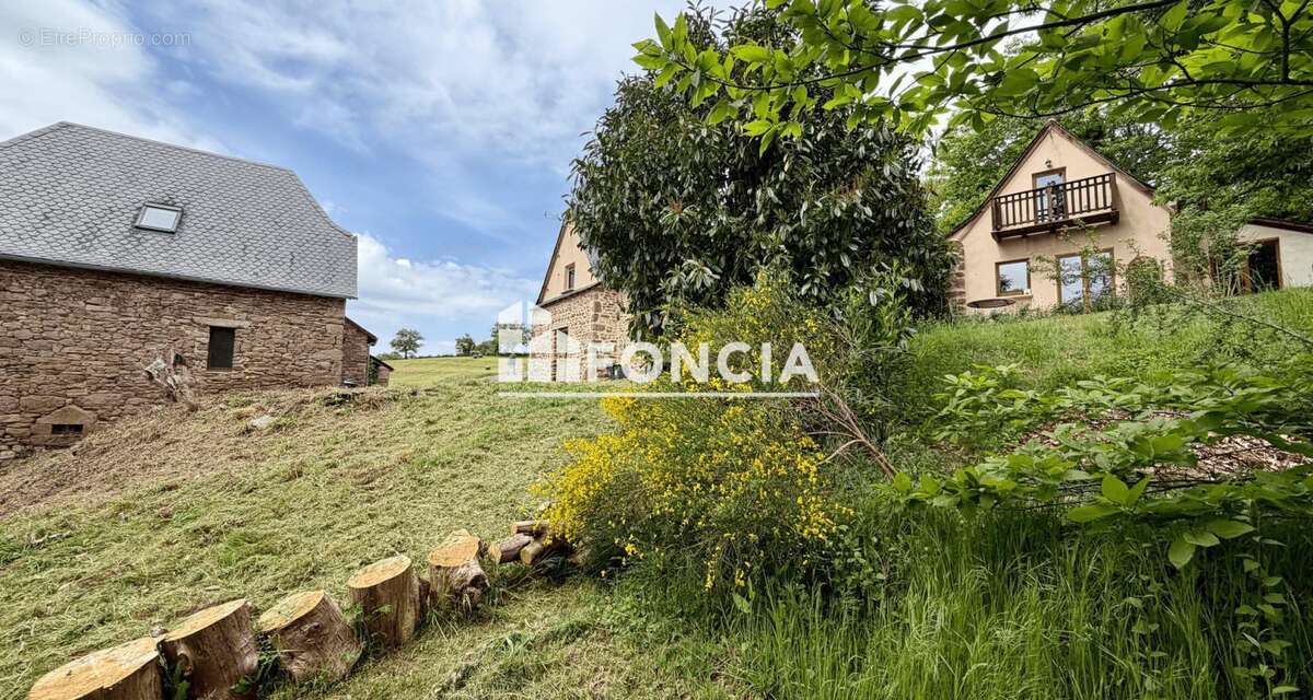 Maison à CLAIRVAUX-D'AVEYRON