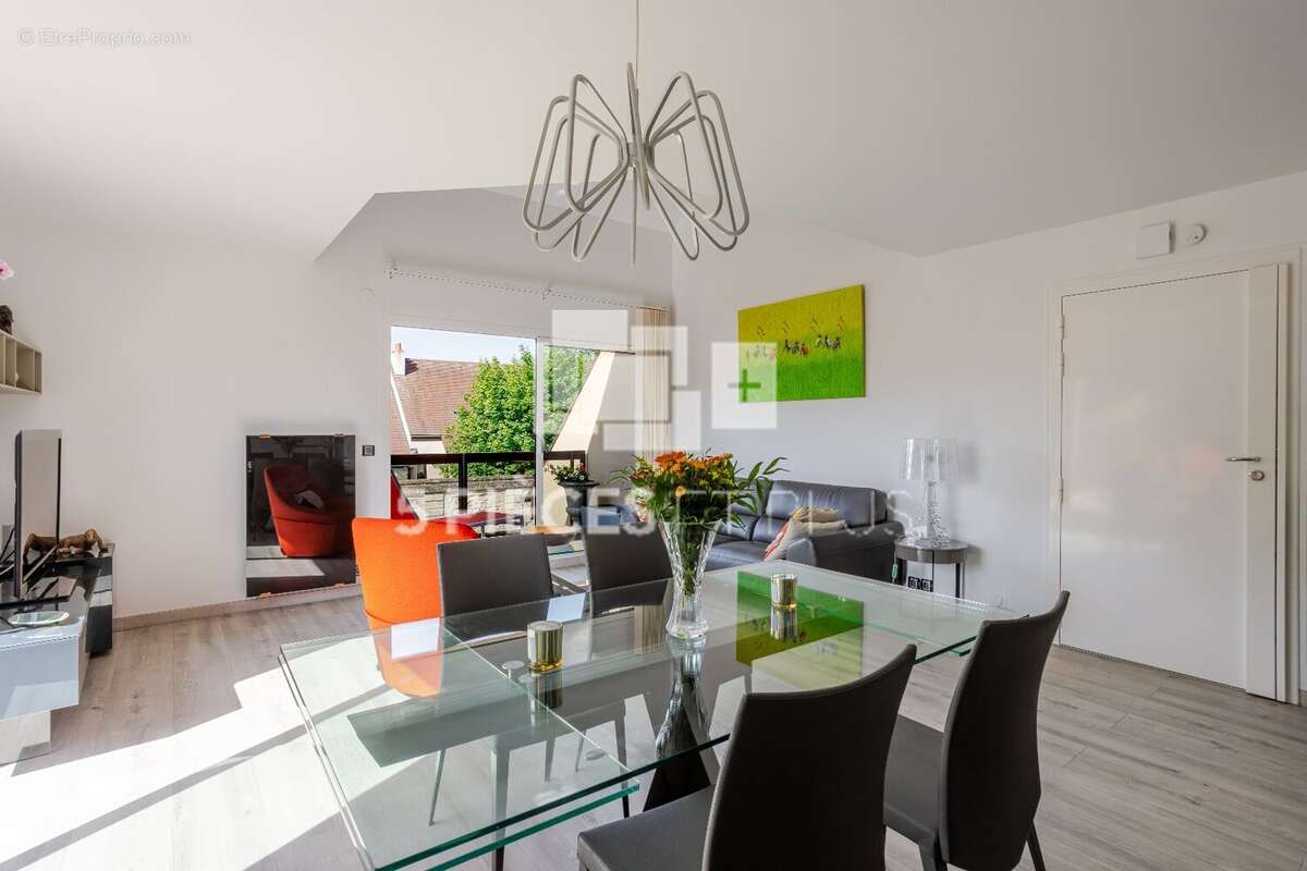 Appartement à MAISONS-LAFFITTE