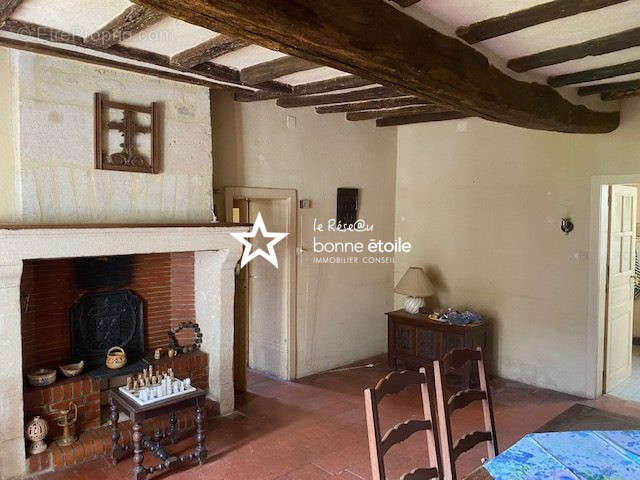 Maison à SAINT-REMY-DES-MONTS