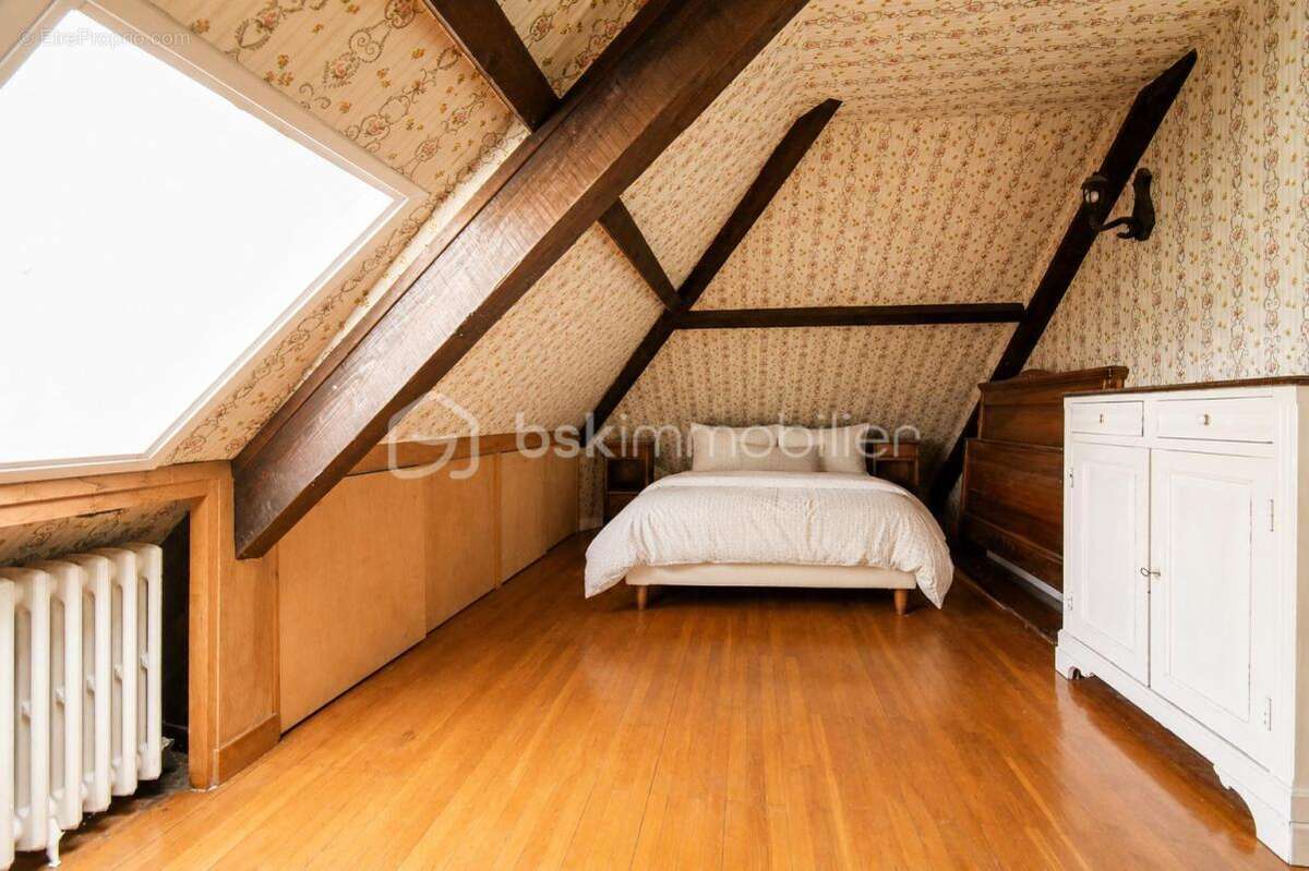 Maison lumineuse de 180m2 - Vue Montagnes - Calme et Jardin - photo 12